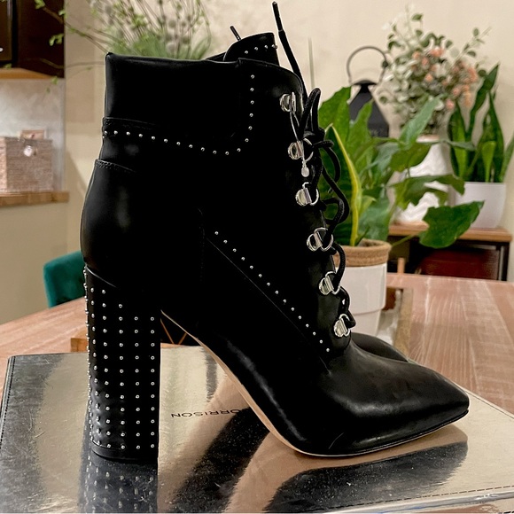 Sigerson Morrison studded block heel Boots size 8.5 - Picture 2 of 14